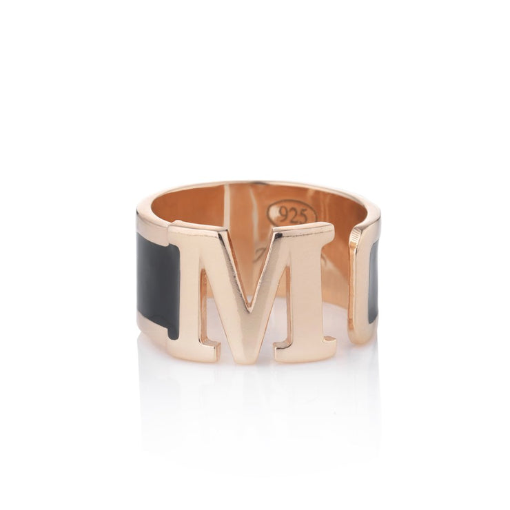 Anello con iniziale M