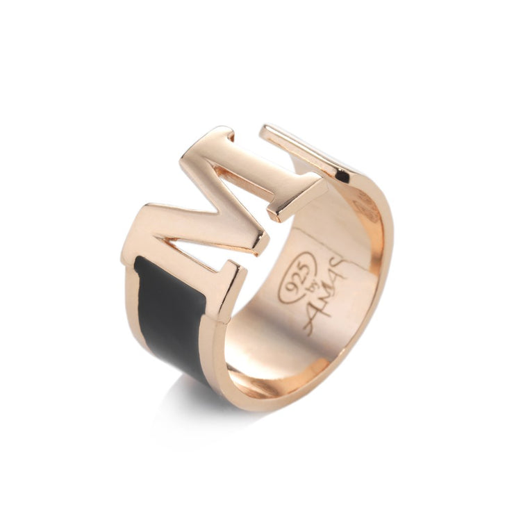 Anello con iniziale M