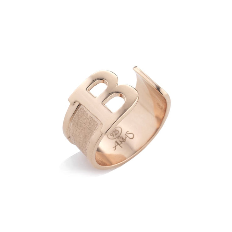 Anello con iniziale B